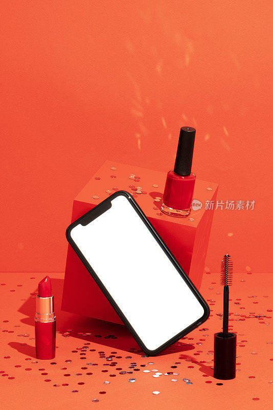 智能手机模型，红色背景与化妆品模板