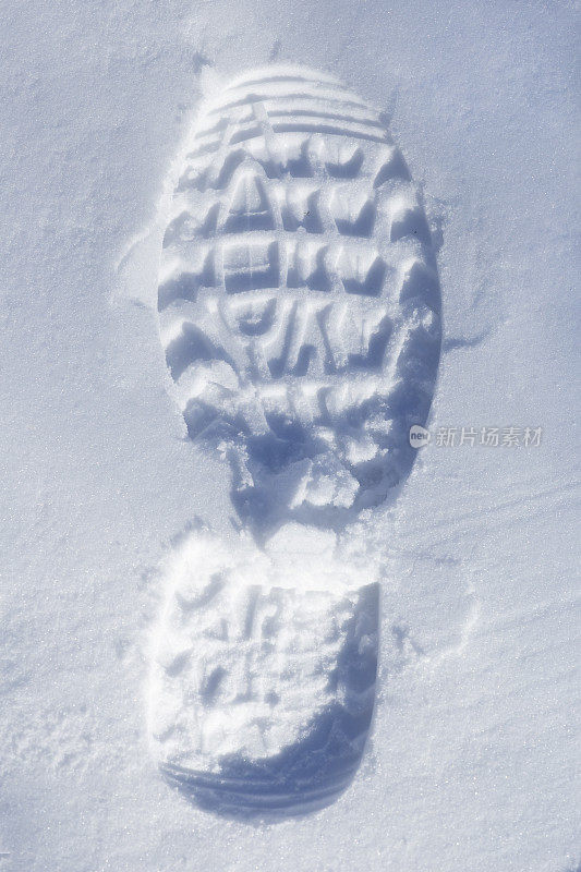 雪鞋印