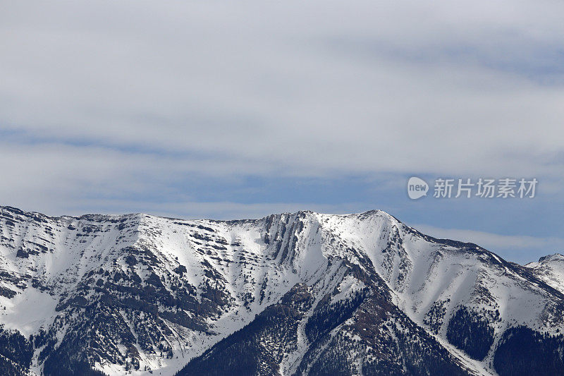 雪山