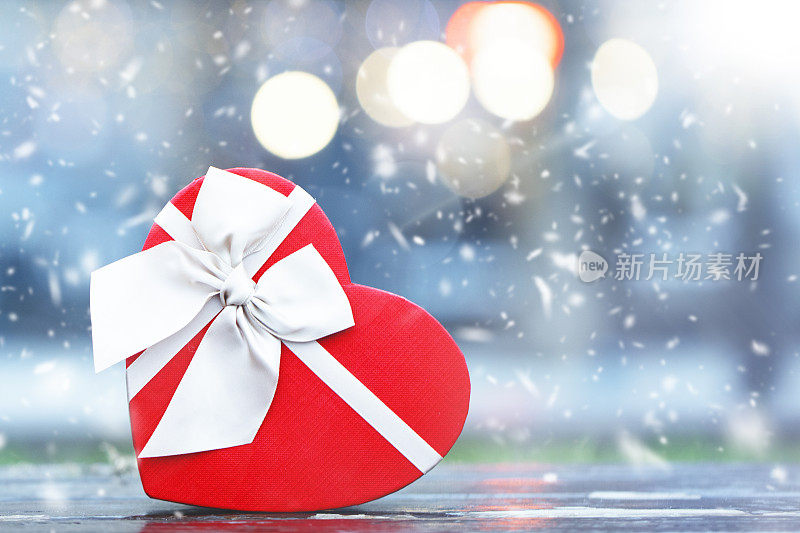 红色的情人节和圣诞礼盒