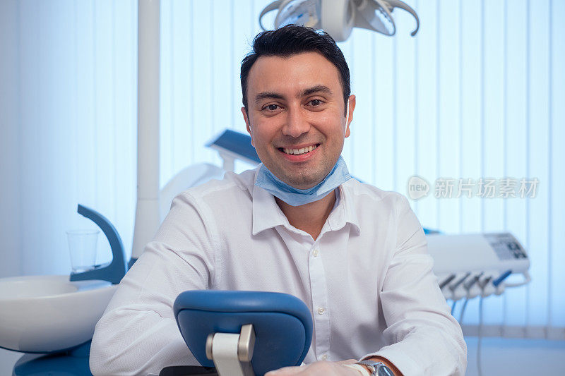 牙医肖像