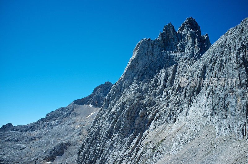 山峰