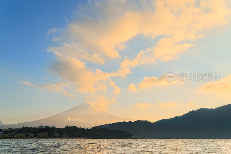 富士山和川口湖