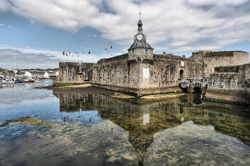 Concarneau(布列塔尼)-退潮的古老村庄