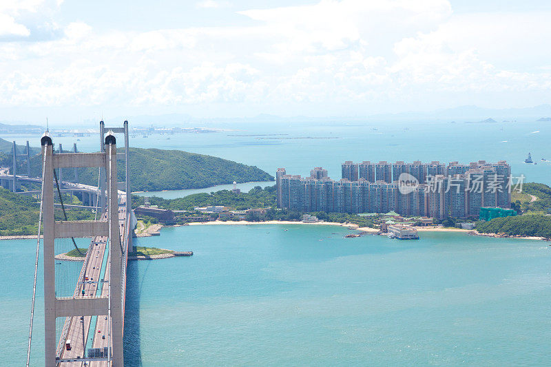 青马桥及港岛