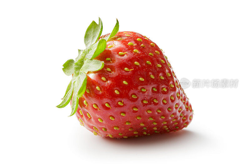 果实:白色背景上孤立的草莓