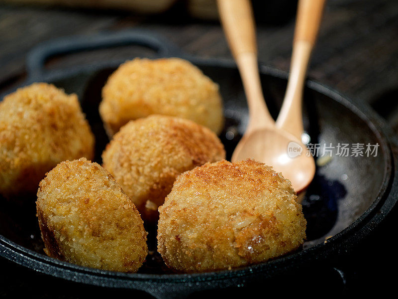 自制素食兰西尼(意式调味饭球)