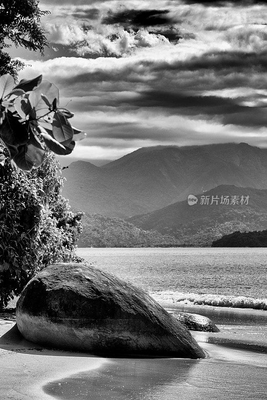 裸体岛,Paraty-Brazil