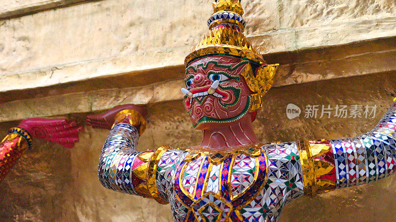 红色雅克沙-金色佛寺-笏佛寺-泰国曼谷-需求侧角