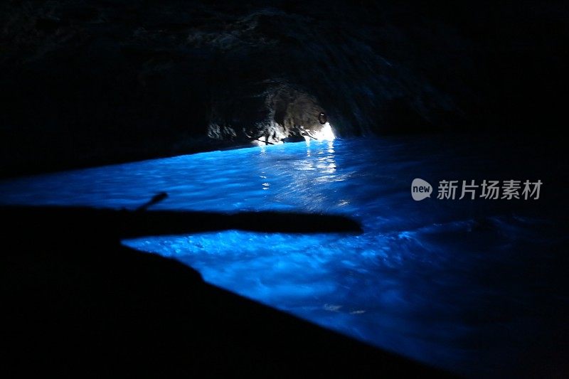 意大利卡普里岛——蓝色岩洞