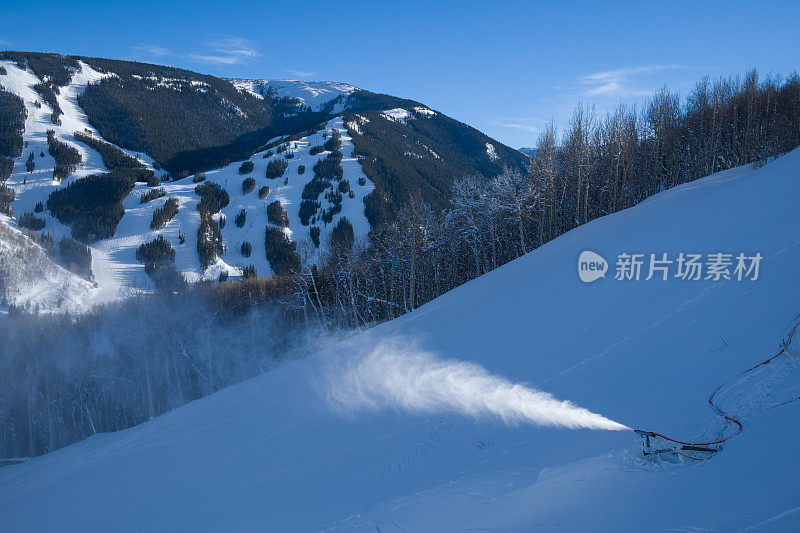 滑雪胜地造雪