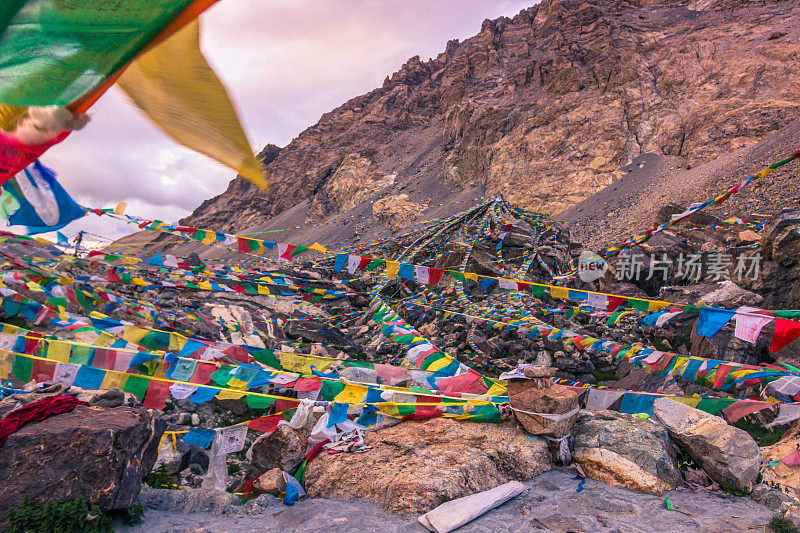 2014年8月15日，西藏珠穆朗玛峰大本营荣布寺