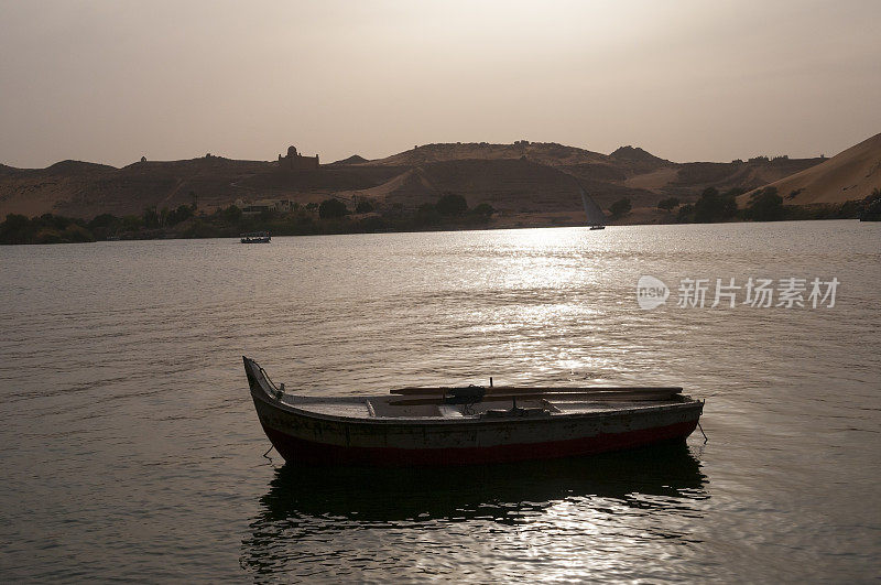 尼罗河上的船-阿斯旺，埃及