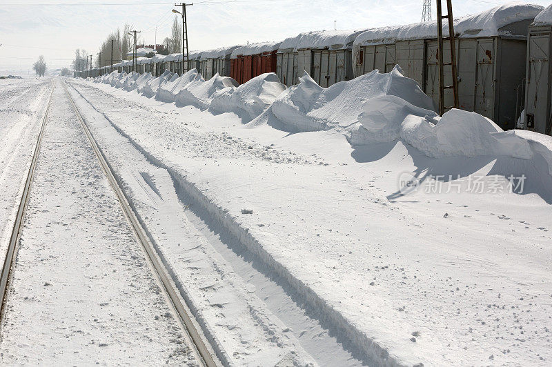 火车与雪的铁路