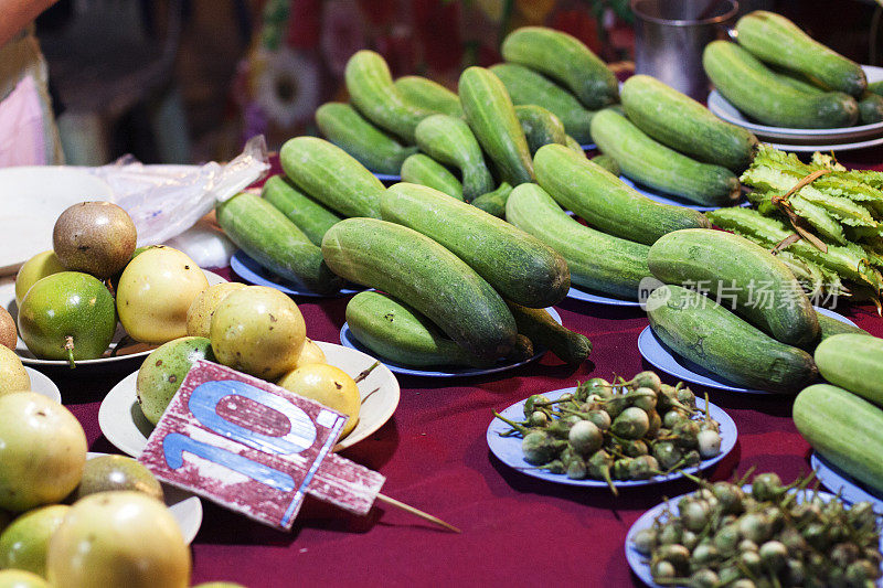 泰国街头市场的蔬菜
