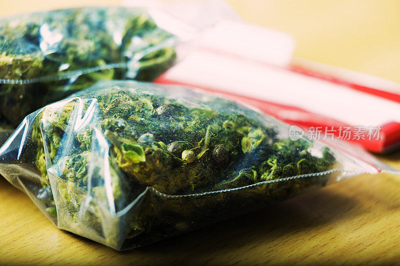大麻的塑料密封袋