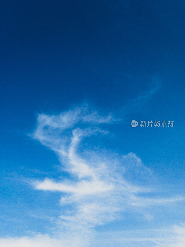 纤细的Cloudscape