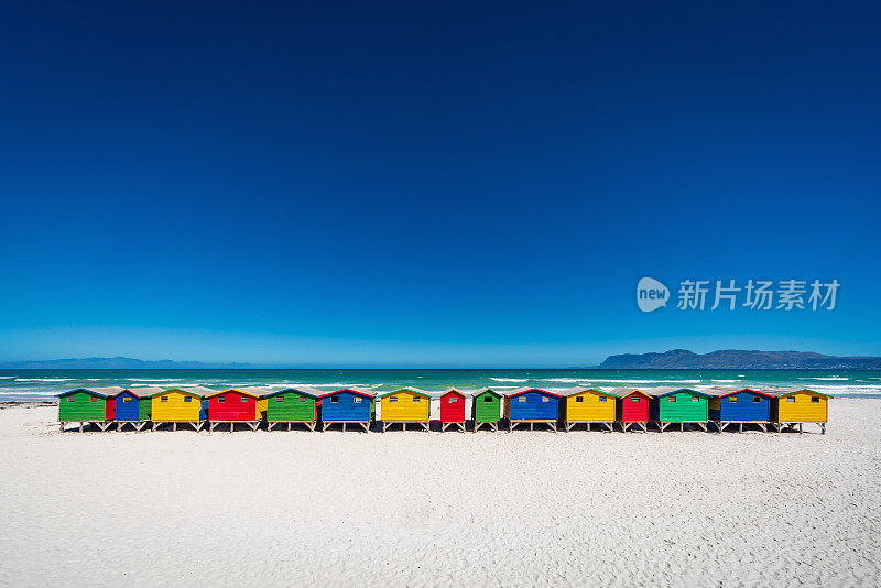 南非开普敦的Muizenberg彩色海滩小屋