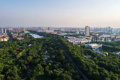 南京，中国江苏省，城市景观的高层视图