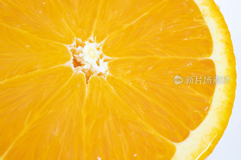 减半的甜橙水果