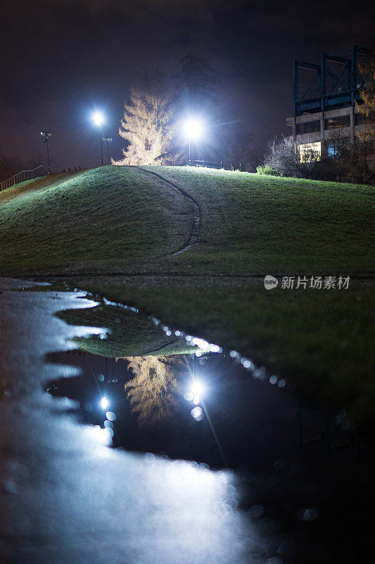 水坑，公园，夜，山