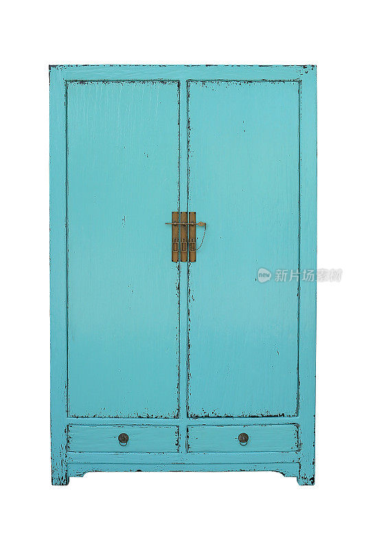 蓝色的深乡村衣柜，白色背景。