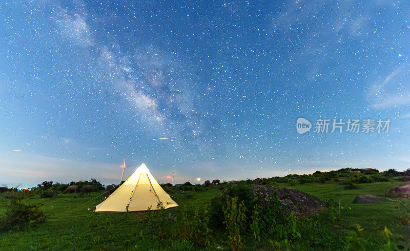 星空下的帐篷