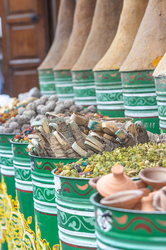 摩洛哥马拉喀什麦地那区的香料集市