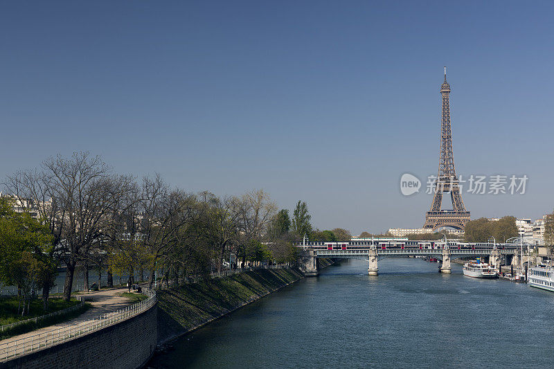 巴黎塞纳河埃菲尔铁塔景观