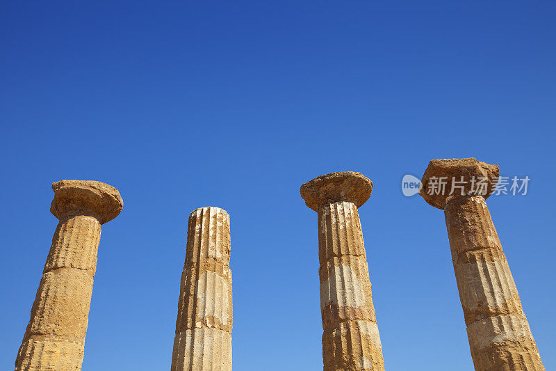 意大利西西里岛阿格里琴托一座古希腊神庙的圆柱