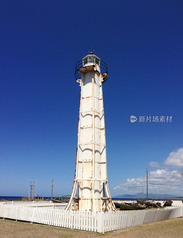 关塔那摩湾迎风角灯塔