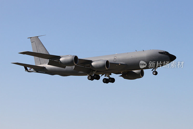 KC-135同层加油机