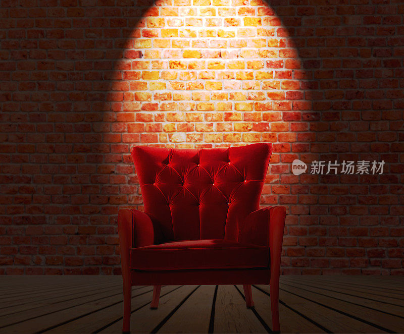 旧房间里的红椅子