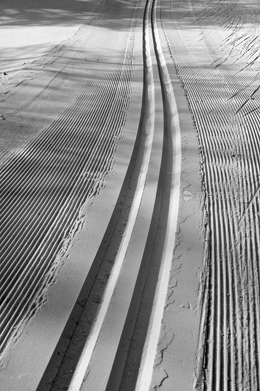 越野滑雪跑道在B&W