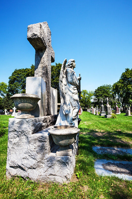 位于芝加哥格林伍德山的立陶宛圣卡西米尔公墓