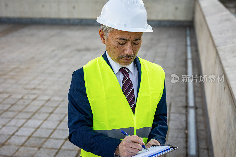 我正在做一个建造住宅楼的项目