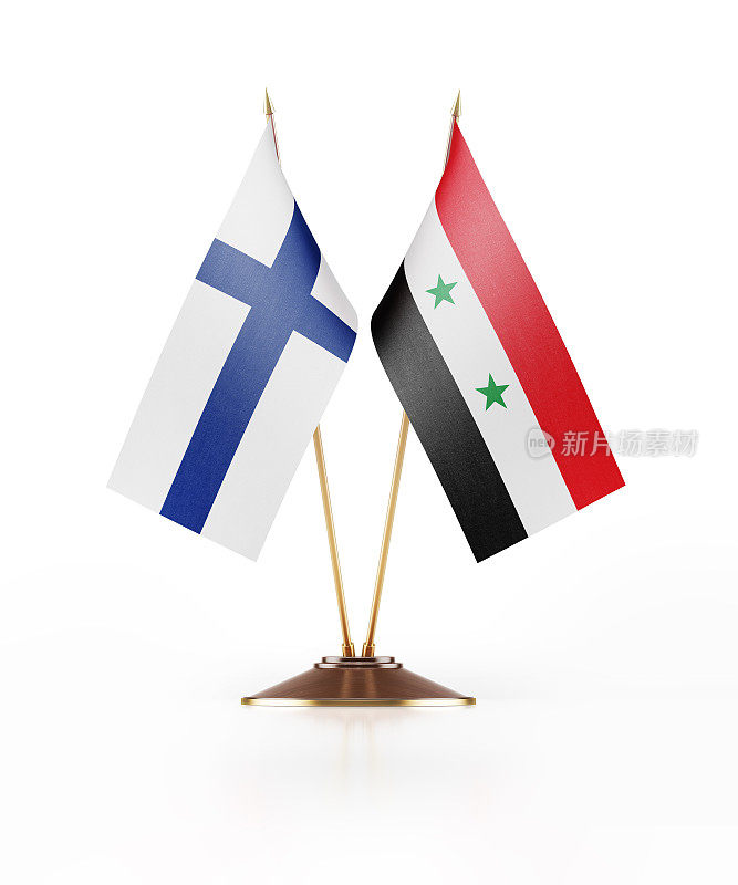 芬兰和叙利亚的微型国旗
