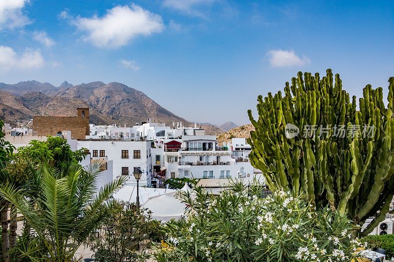 莫贾卡尔，阿尔梅里亚省一个浪漫的小镇