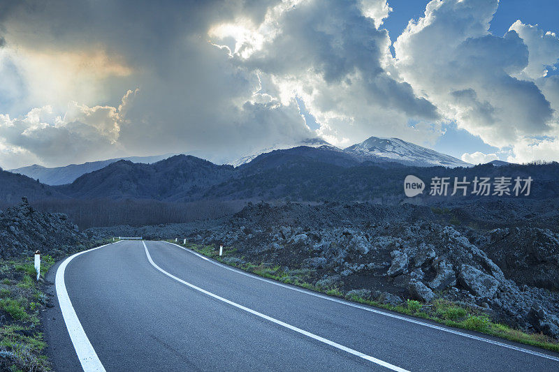 意大利西西里岛的埃特纳火山