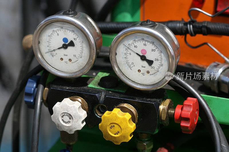 气体压力测量仪