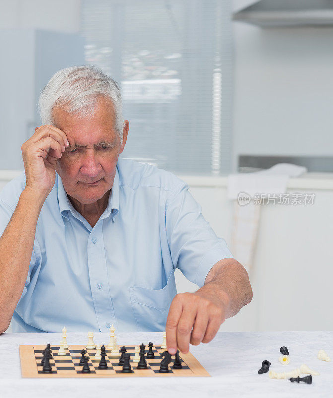 下棋的正人君子