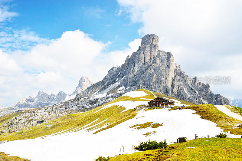 国家公园全景和多洛米提山在科尔蒂纳d'Ampezzo