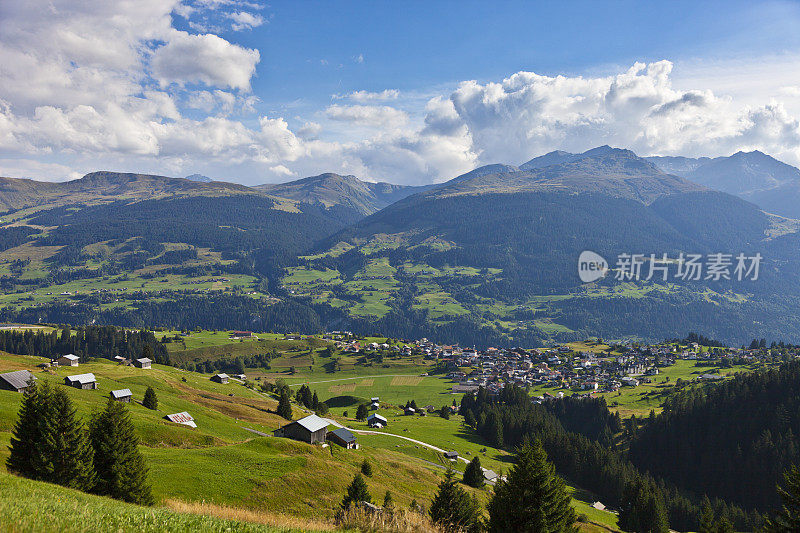 塞尔瓦地区的布里格尔斯，网址:Graubünden