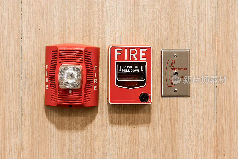火警时可按下开关、电话插孔插座及火警报警灯