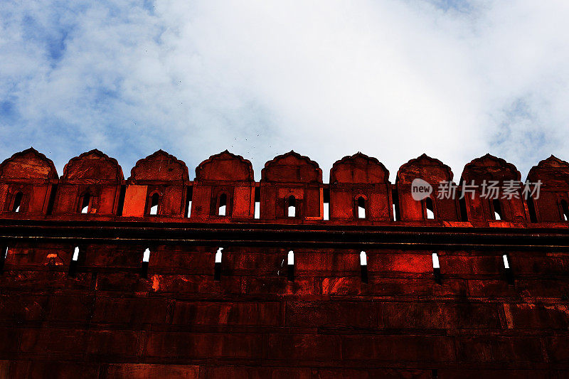 印度德里，环绕城墙的红堡