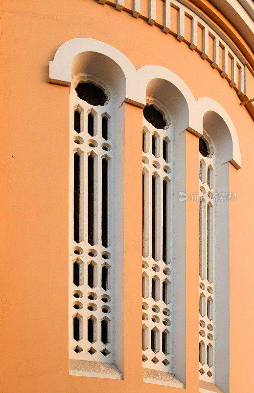 圣玛丽大教堂-后殿的窗户，科纳克里，几内亚