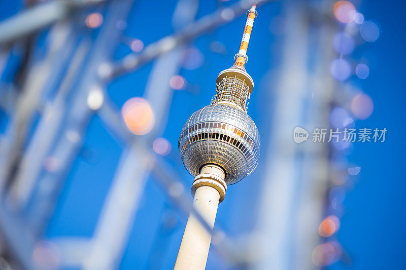 柏林电视塔的灯光