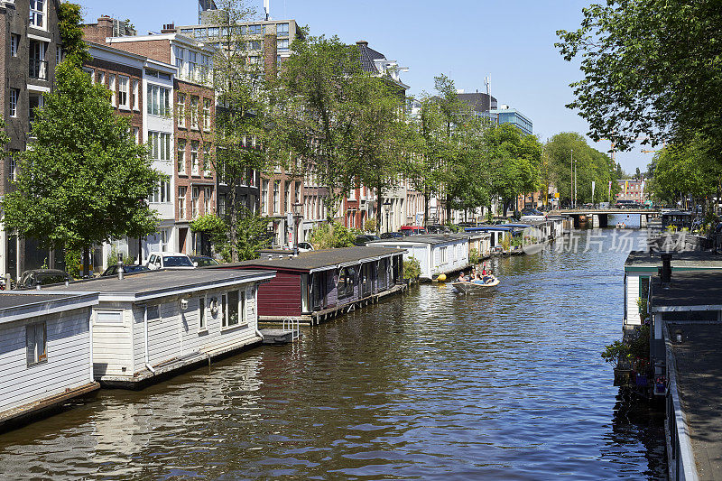 阿姆斯特丹运河水上住宅