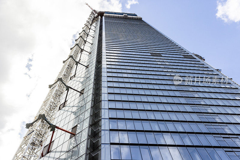 城市摩天大楼的建设，背景与复制空间