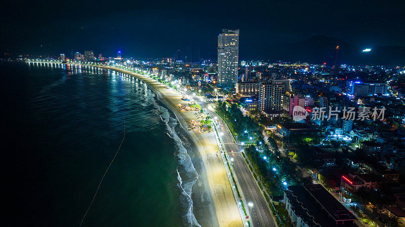 无人机拍摄的越南归仁夜景